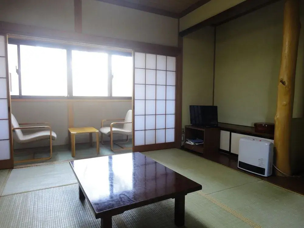 Yamanouchi Guest House