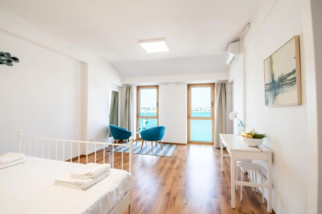 umag seafront seaview center apartment old town 3