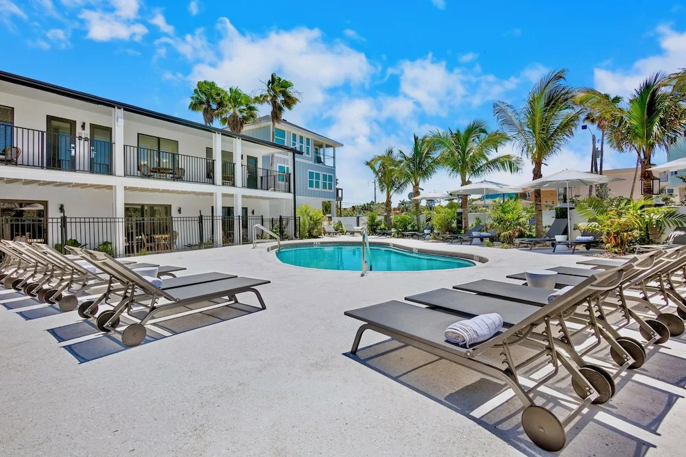 Tropic Isle At Anna Maria Island Inn