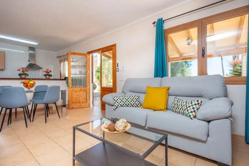Vista Sol in Ariany With 2 Bedrooms and 1 Bathrooms