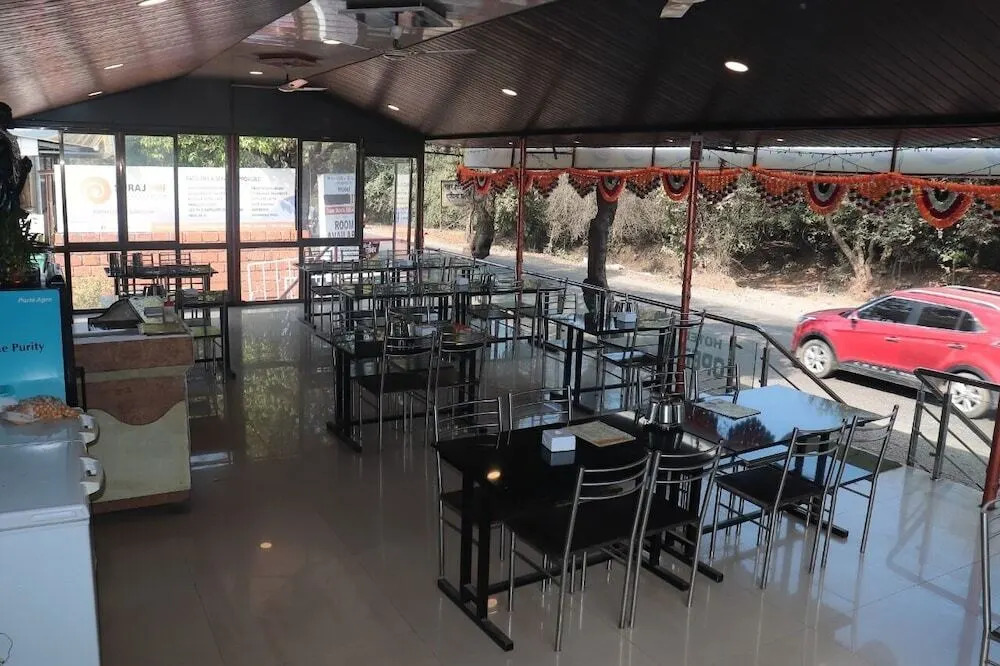 Suraj Inn