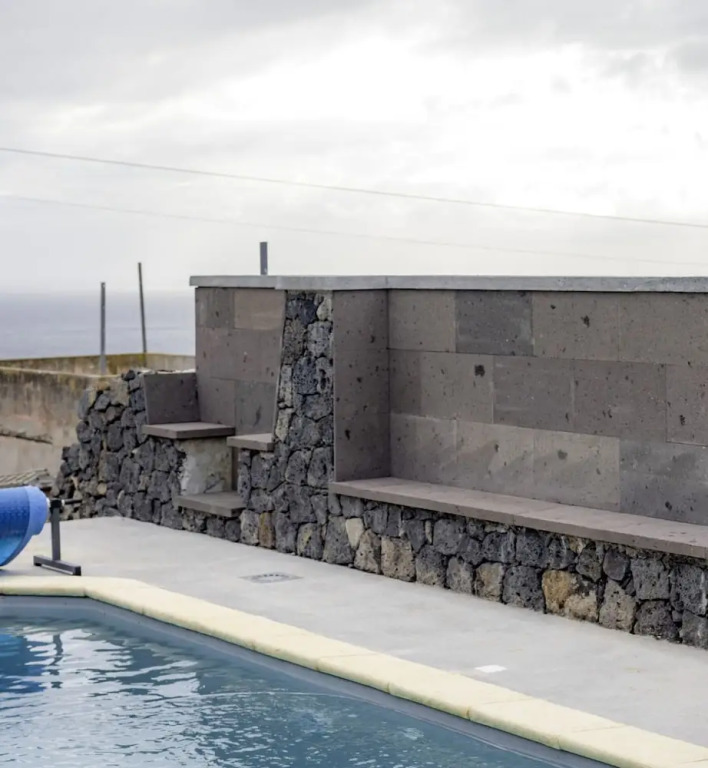 Sunset Pool House T2