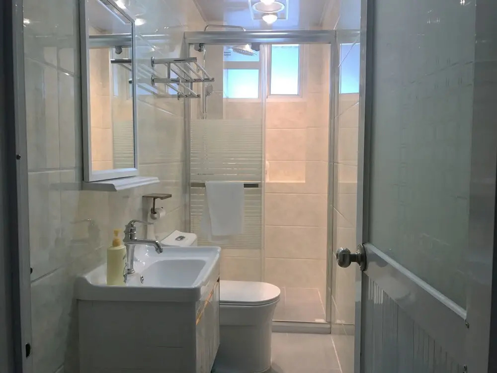 2208 Inn
