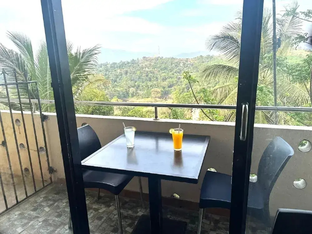 Pearl River Kandy