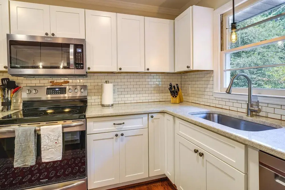 Southern Pines Vacation Rental w/ Deck & Grill!