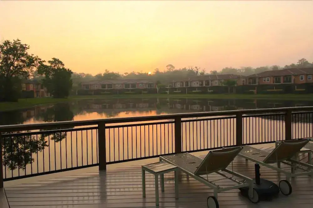 Jungle Book Bungalow - 4 Br townhouse by RedAwning