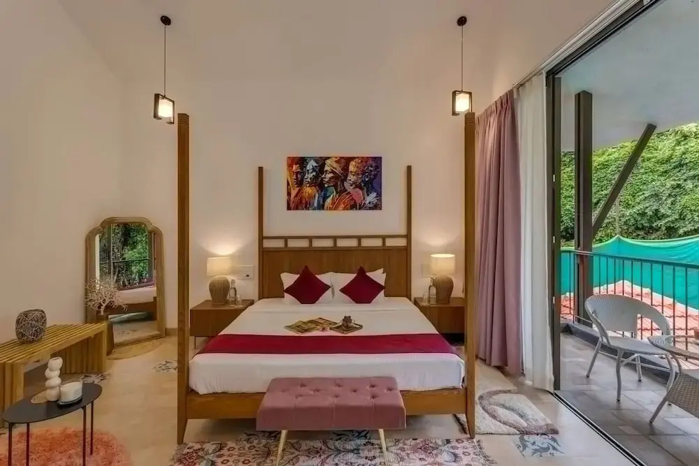 Casa Maxima - 4BR w Private Pool 1km to the Beach