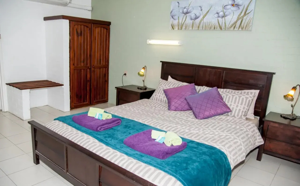 Sinclairs Country Retreat - Welcoming Guests 18 years and older