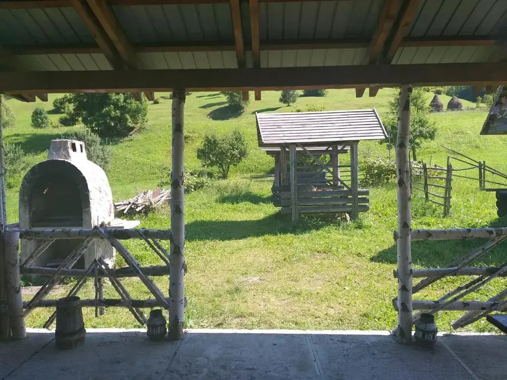 Complex de Pensiuni Si Casute la Munte1