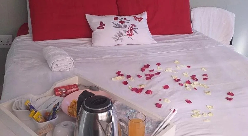 Alika Guest House