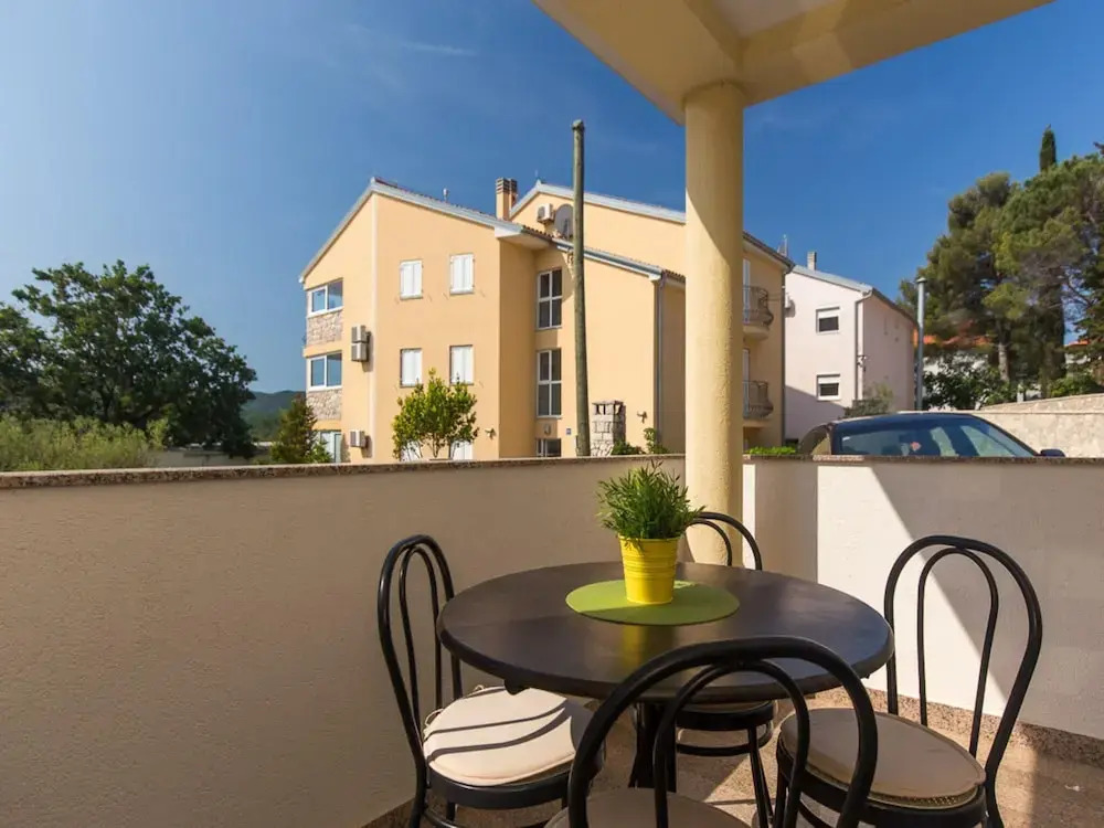Apartments Josip