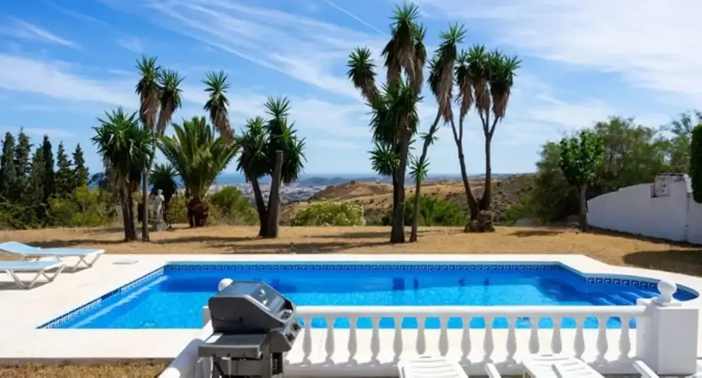 Villa - 4 Bedrooms with Pool, WiFi and Sea views - 107886
