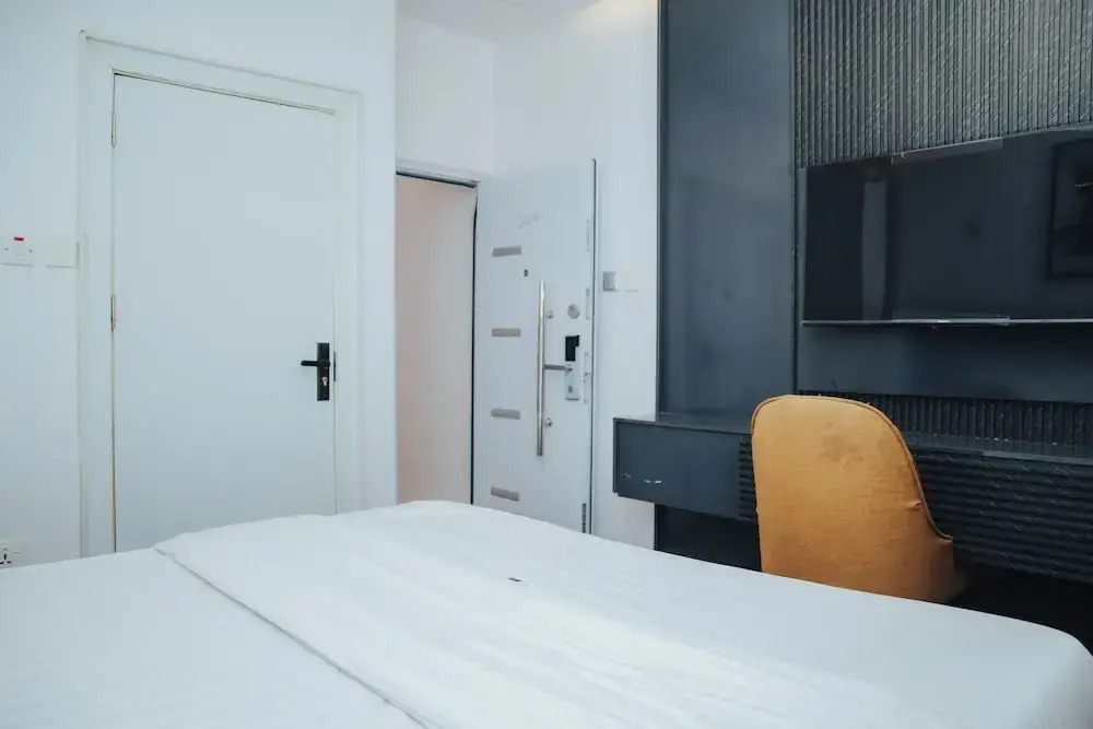The Rock Aparthotel