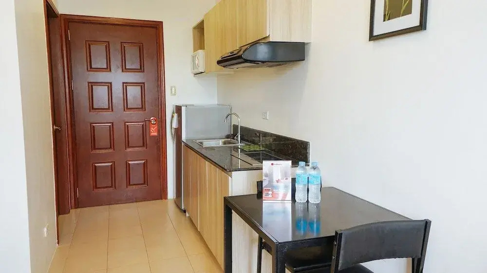 Reddoorz Premium @ the Trillium Residences