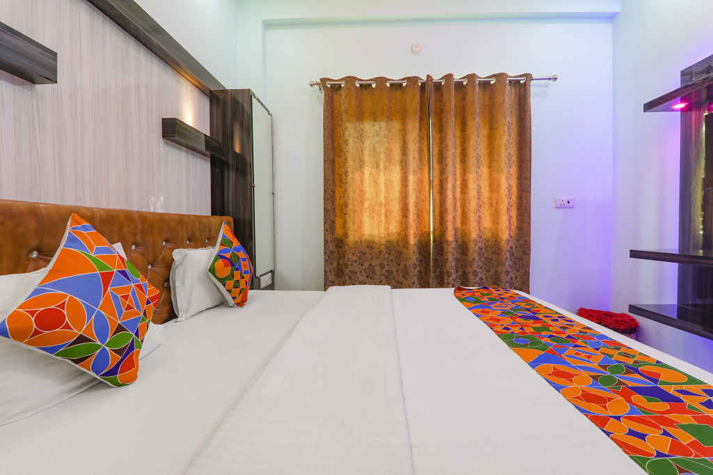 FabHotel Lumbini International - Nr Sarnath Museum
