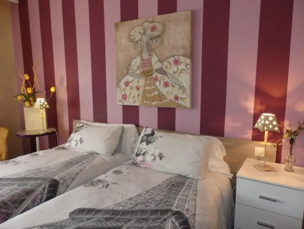 Pamplona 100489 3 Bedroom Apartment by Mo Rentals