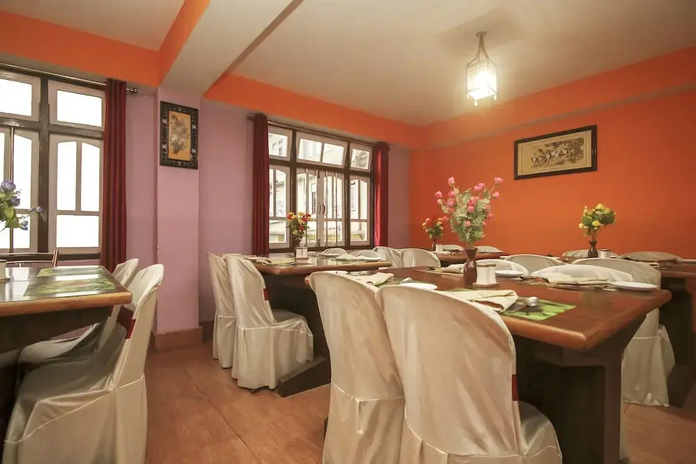 OYO 8164 Hotel Hans Inn Regency