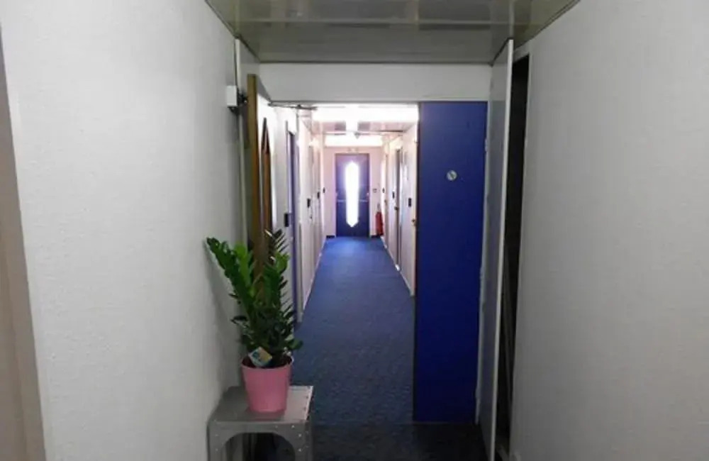 Lemon Hotel