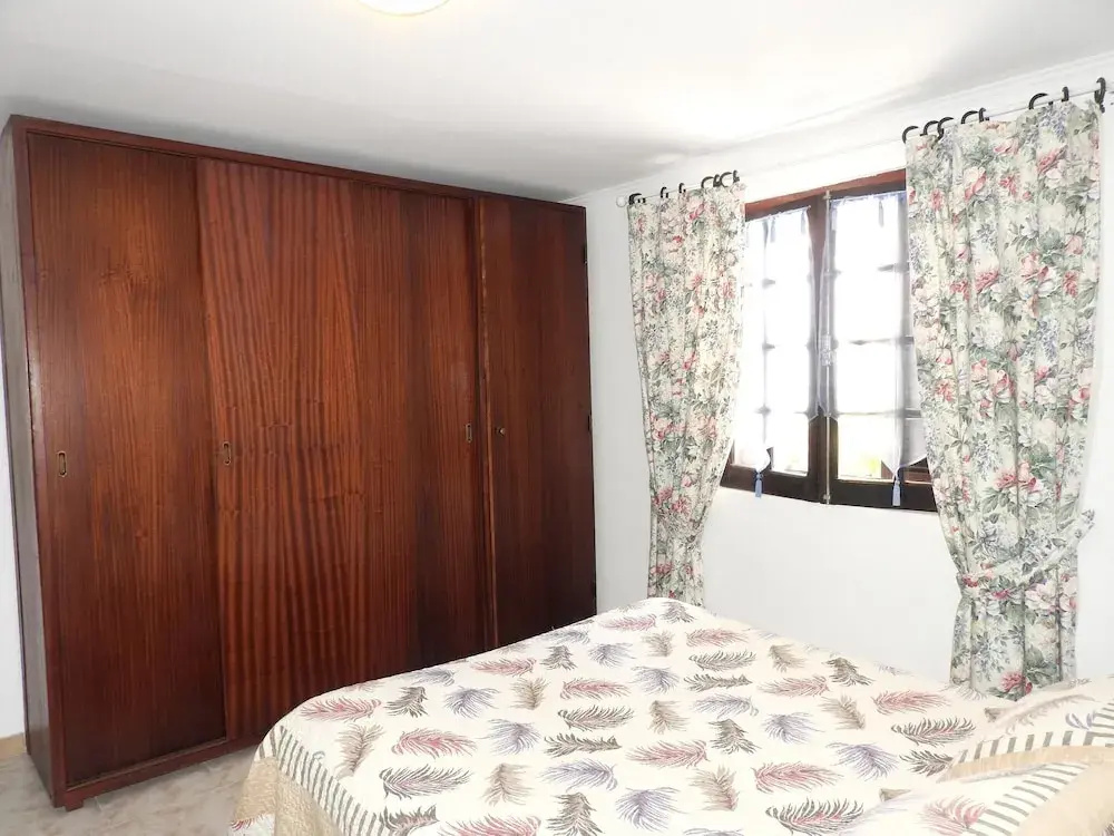 House With one Bedroom in Almograve, With Wonderful sea View, Furnished Terrace and Wifi Near the Beach