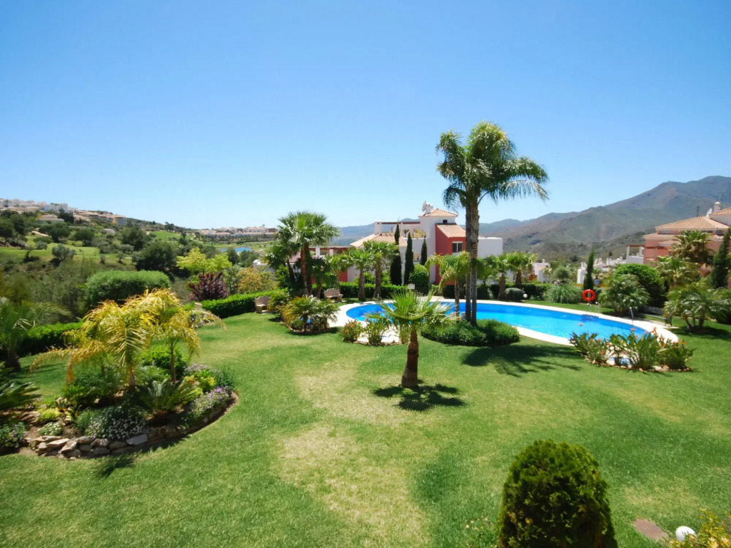 Apartment in Alhaurín el Grande near golf course