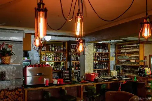 Hotel Roser House Boutique - pe malul lacului Colibita