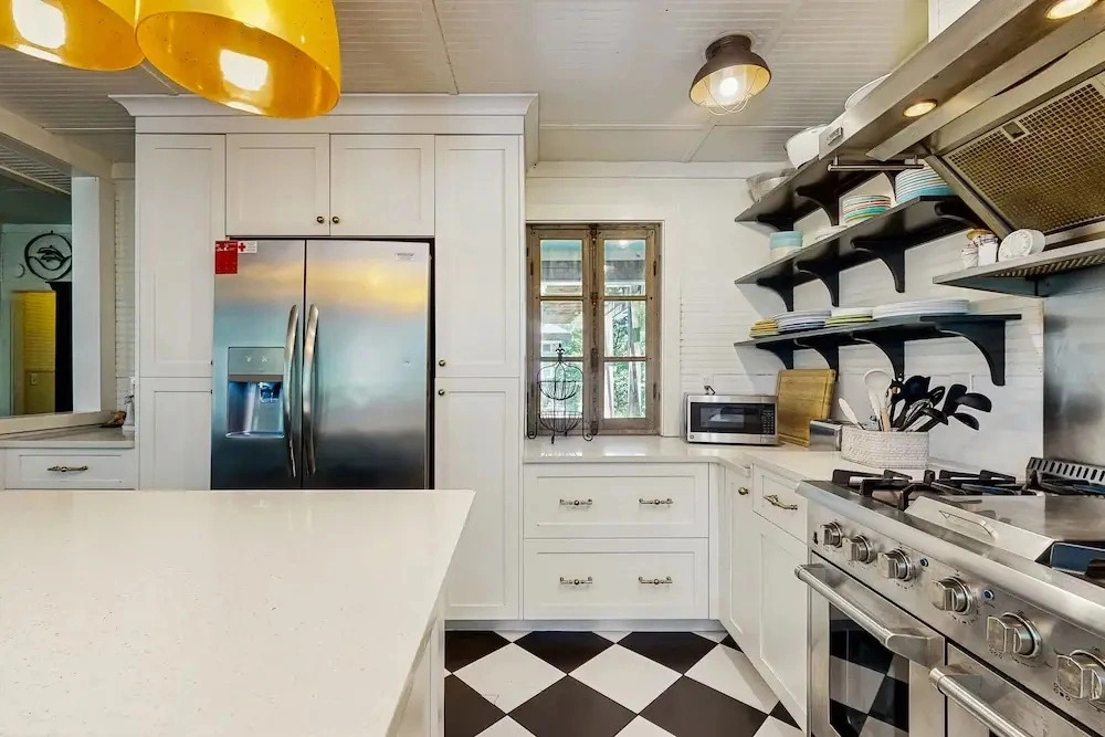 Dog-friendly Cottage by the Beach With Private Pool, Pool Spa, & Free Wifi