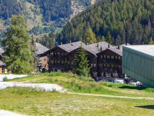 Tarcianne B11 Grimentz