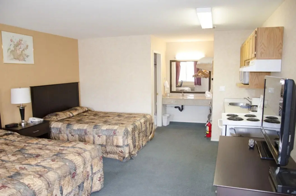 Best Budget Inn & Suites Kamloops