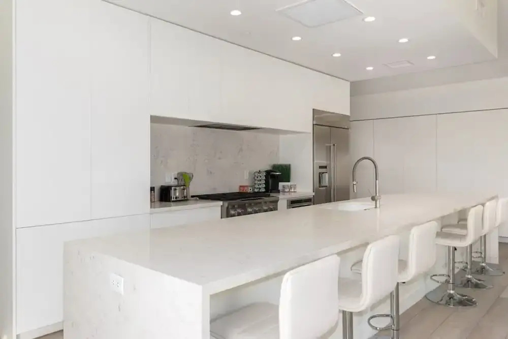 Urban Art Loft - Historic DT Phoenix-chefs Kitchen