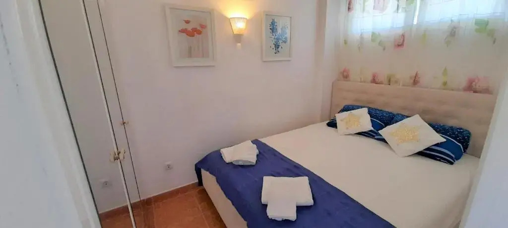 Apartment Sea View II in Rincon de Loix -free parking, Wi-Fi, pool, new air conditioning