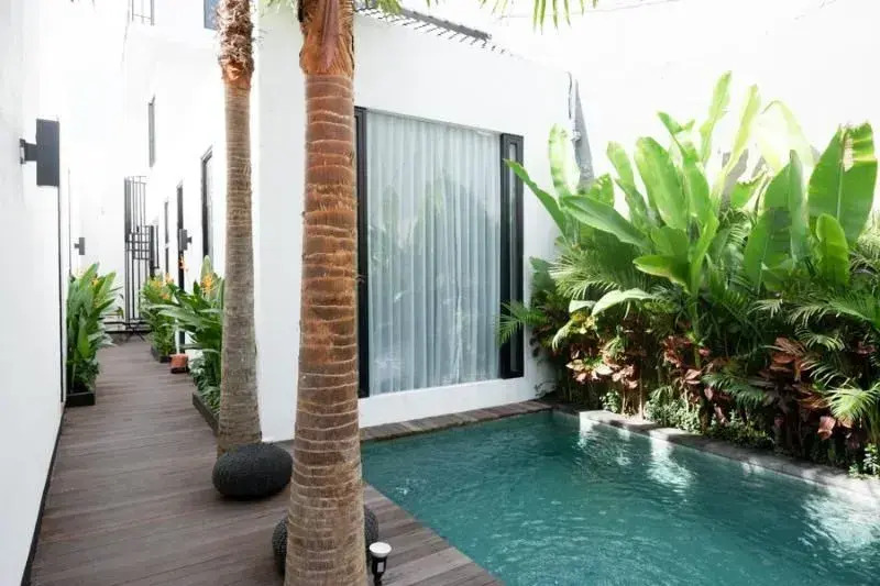 RedDoorz @ Jalan Raya Semat Canggu