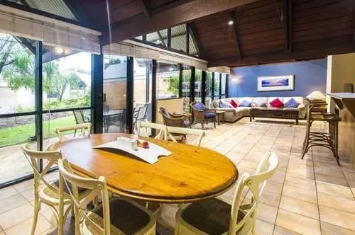 Whalers Cove Villas
