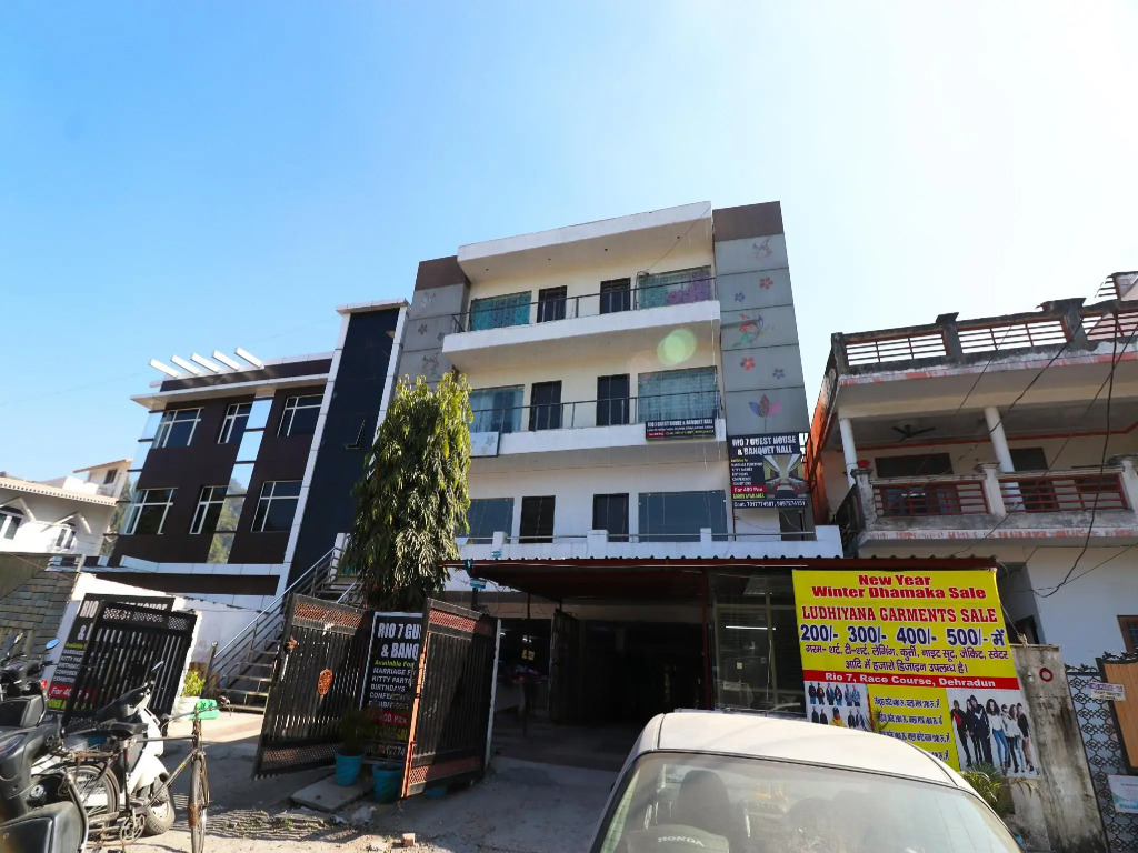 OYO 24466 Rio 7 Guest House
