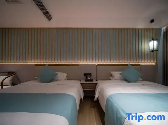 Maple Jiangfeng Bieyuan · Riverside Homestay (Suzhou Hanshan Temple & Guanqian Street Branch)