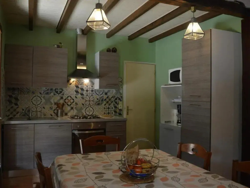Maison Saint-Cyprien, 4 pièces, 7 personnes - FR-1-225D-421