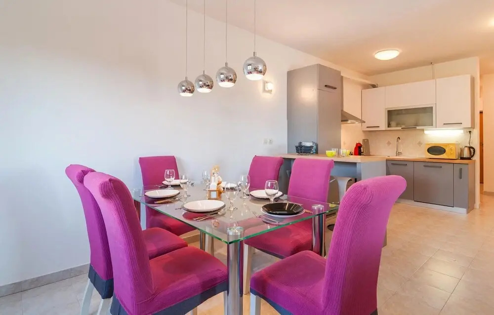 Nice Apartment in Split With 2 Bedrooms and Wifi