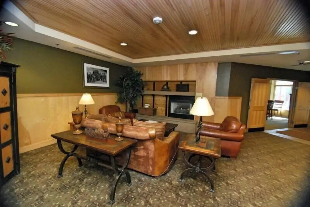 Silvermill Lodge 1 Bedroom Apartment by Key to the Rockies