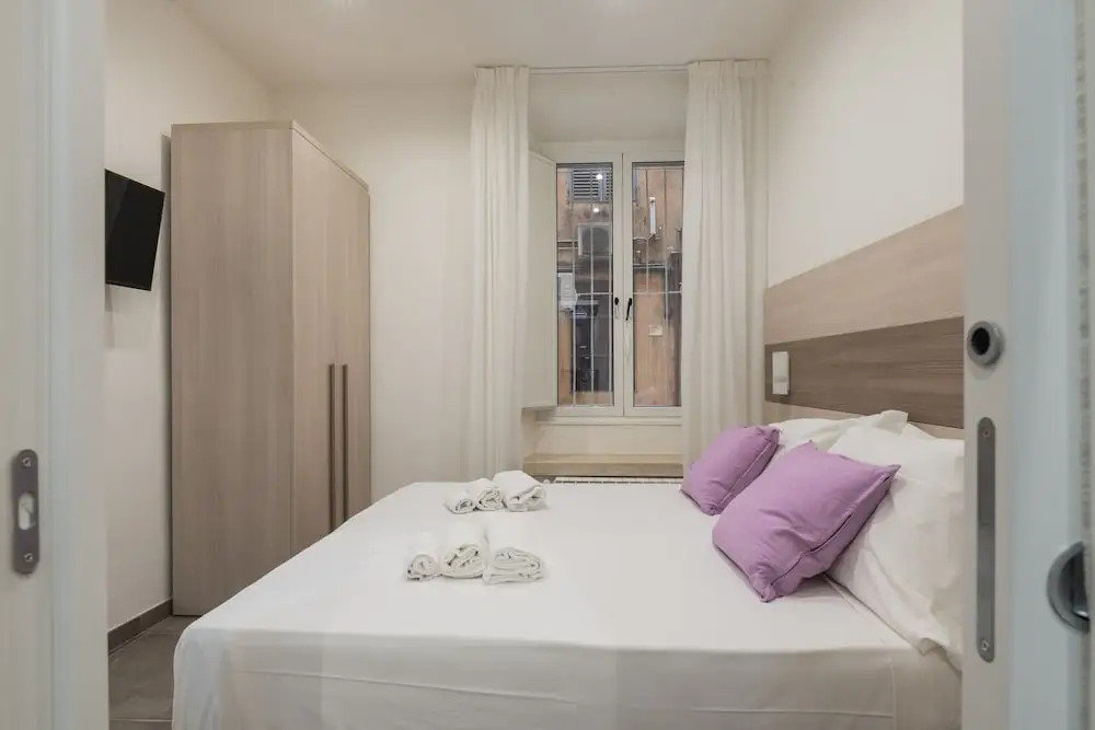 Bed&BikeRome GIULIO CESARE