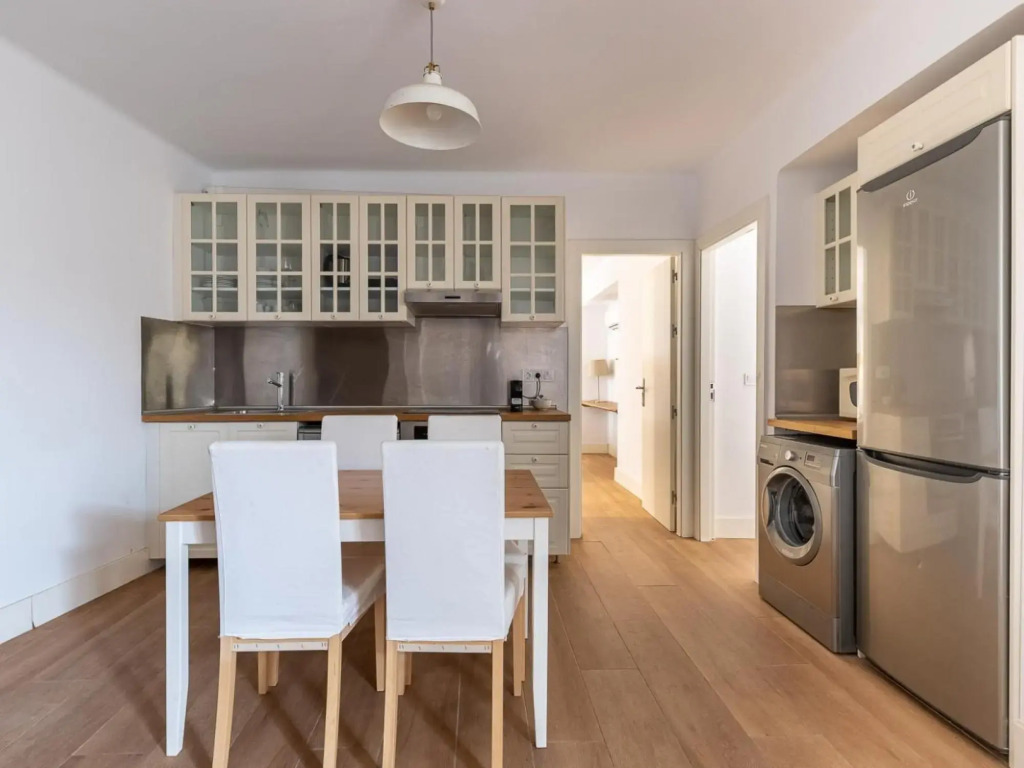 CERVANTES Apartment 23 2BT 2BR