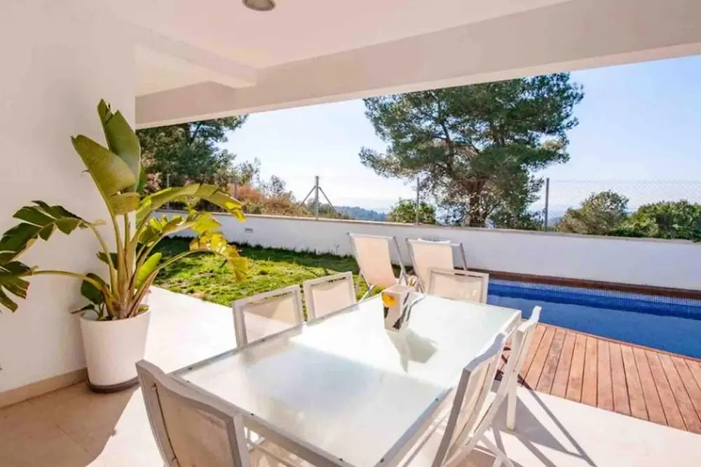 Villa With 4 Bedrooms in Canyelles, With Wonderful sea View, Private Pool, Furnished Terrace Near the Beach