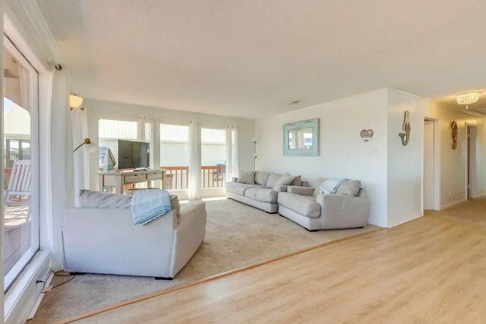 Breezy Dauphin Island Vacation Rental with Deck