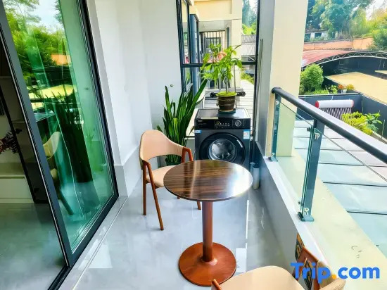 Yunzheng Qiyue Hot Spring Guesthouse