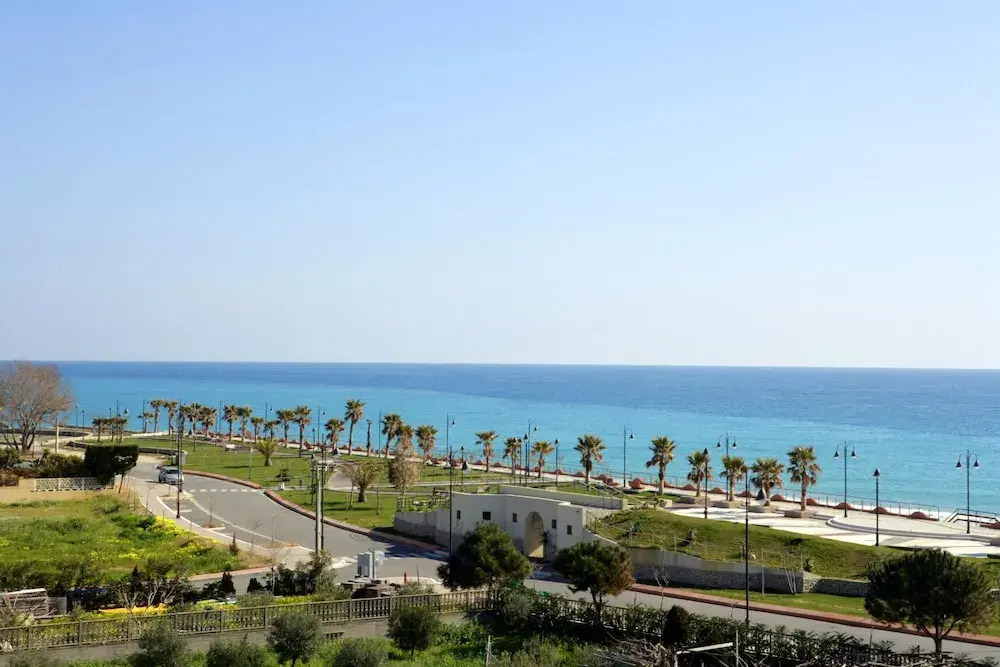 Apartment With 2 Bedrooms in Caulonia Marina, With Wonderful sea View,