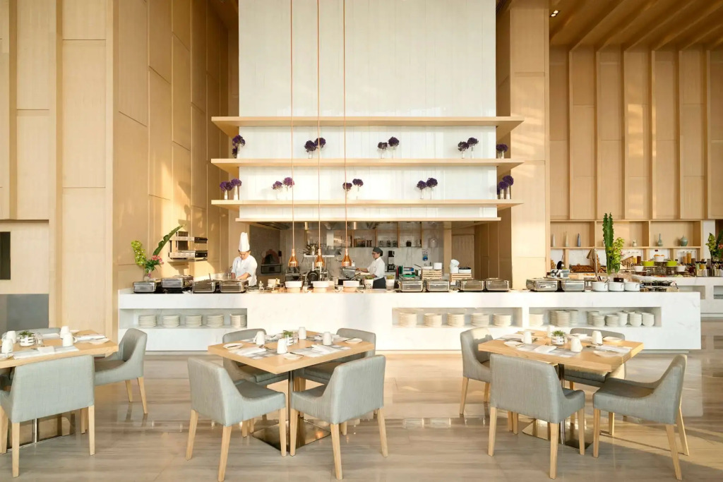 Anantara Riverside Bangkok Resort