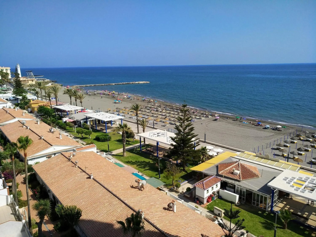 Tropicana Beach & Sun