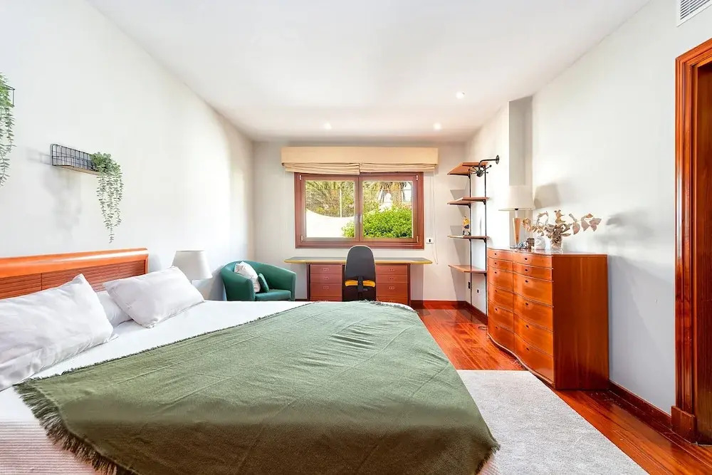 Bungalow in Maspalomas Near Golf & Beach