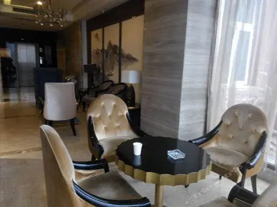 Kaitai Business Hotel