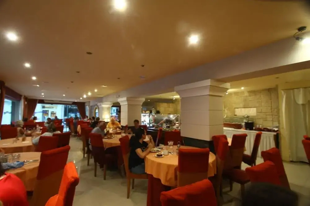 Mantas Hotel