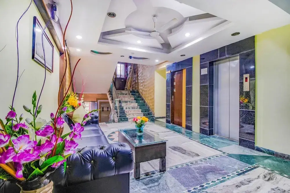 Hotel N S International