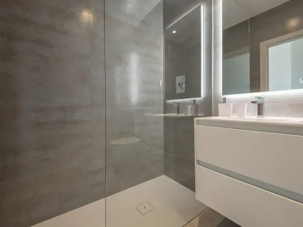Luxurious Panoramic Spa Villa